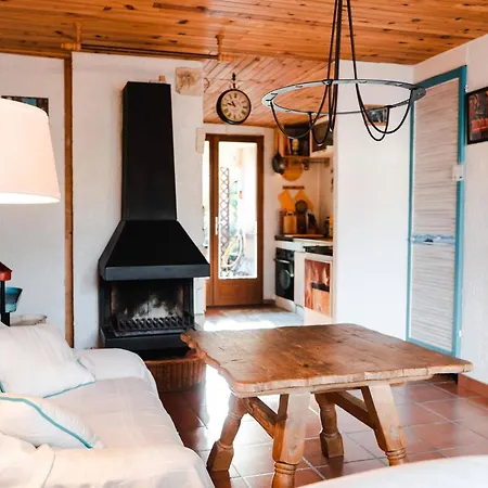 4 Pièces Avec Jardin, Terrasse, Animaux Permis, Parking - Fr-1-409-26