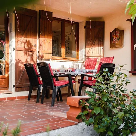 4 Pièces Avec Jardin, Terrasse, Animaux Permis, Parking - Fr-1-409-26 Villa