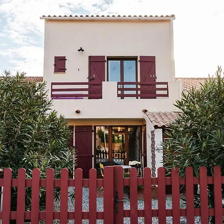 Villa 4 Pieces Avec Jardin, Terrasse, Animaux Permis, Parking - Fr-1-409-26 *