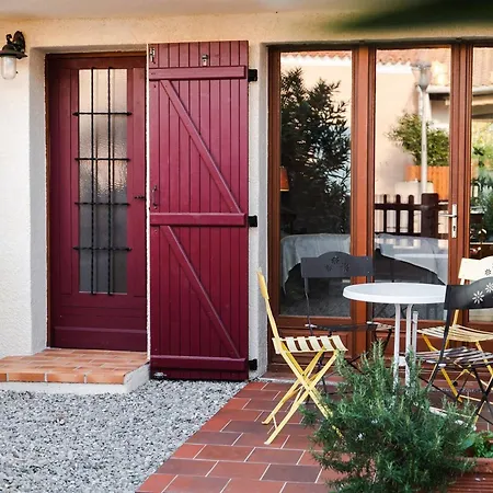 4 Pieces Avec Jardin, Terrasse, Animaux Permis, Parking - Fr-1-409-26 * Saint-Pierre-la-Mer (Aude)