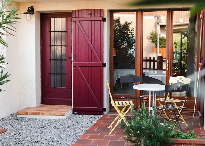 4 Pièces Avec Jardin, Terrasse, Animaux Permis, Parking - Fr-1-409-26 * Saint-Pierre-la-Mer (Aude)